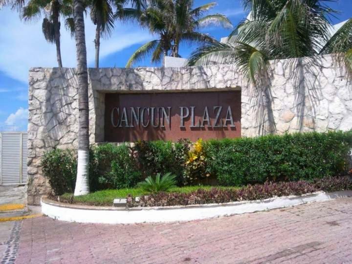 Ocean Front Suite, balcony, kitchen. Cancún Exterior foto