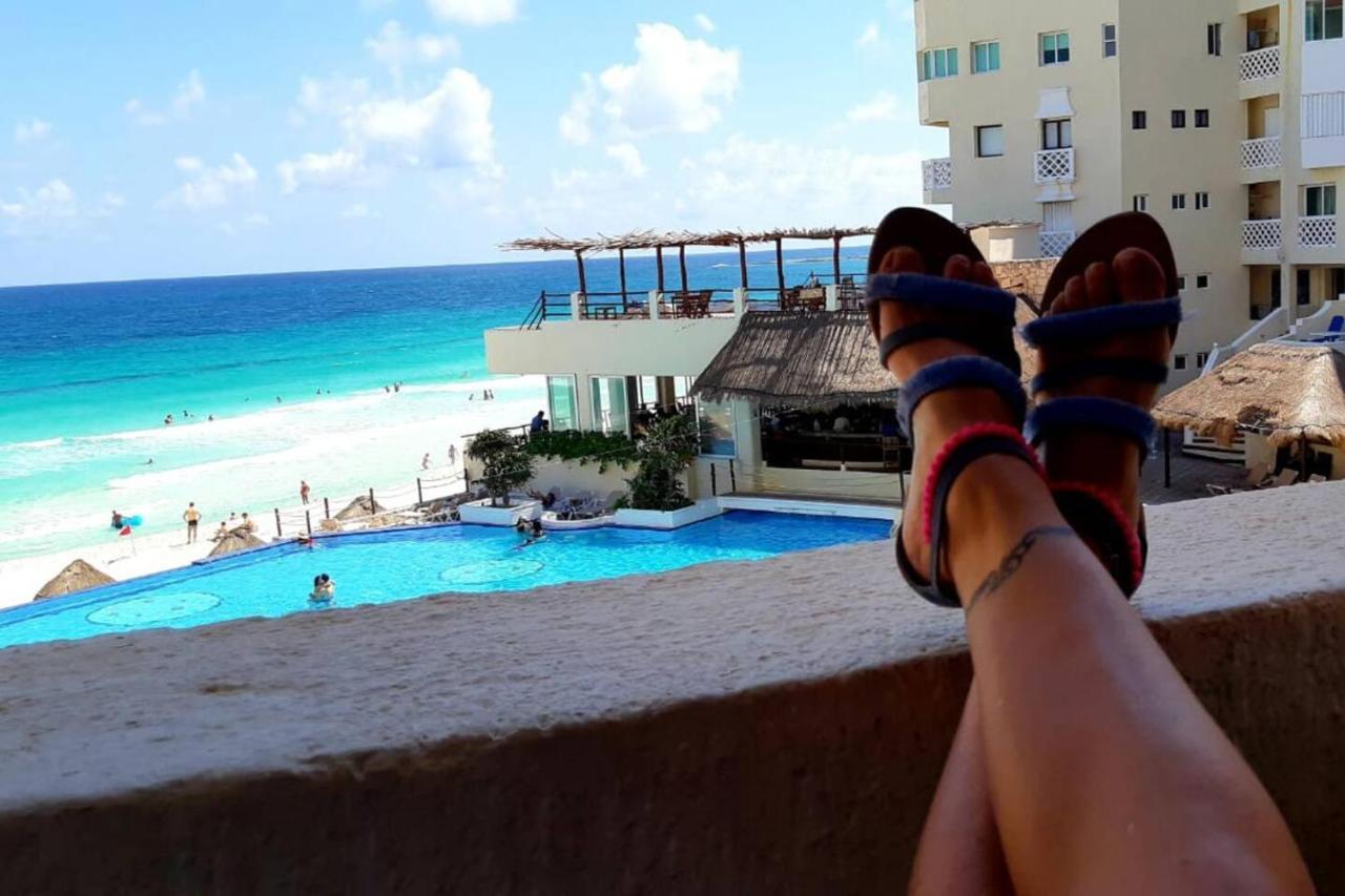 Ocean Front Suite, balcony, kitchen. Cancún Exterior foto