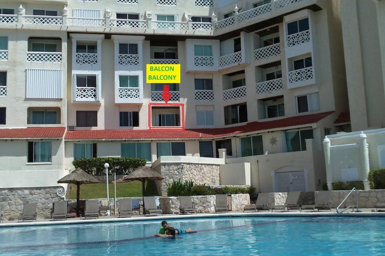 Ocean Front Suite, balcony, kitchen. Cancún Exterior foto